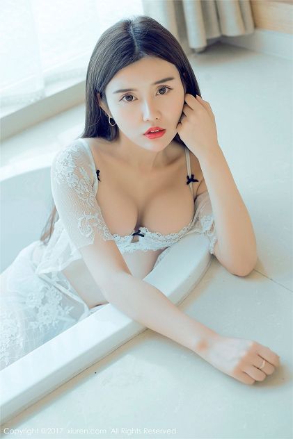 免费揉搓美女大乳视频网站