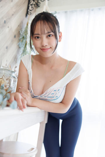 日韩性姿势A片在线播放
